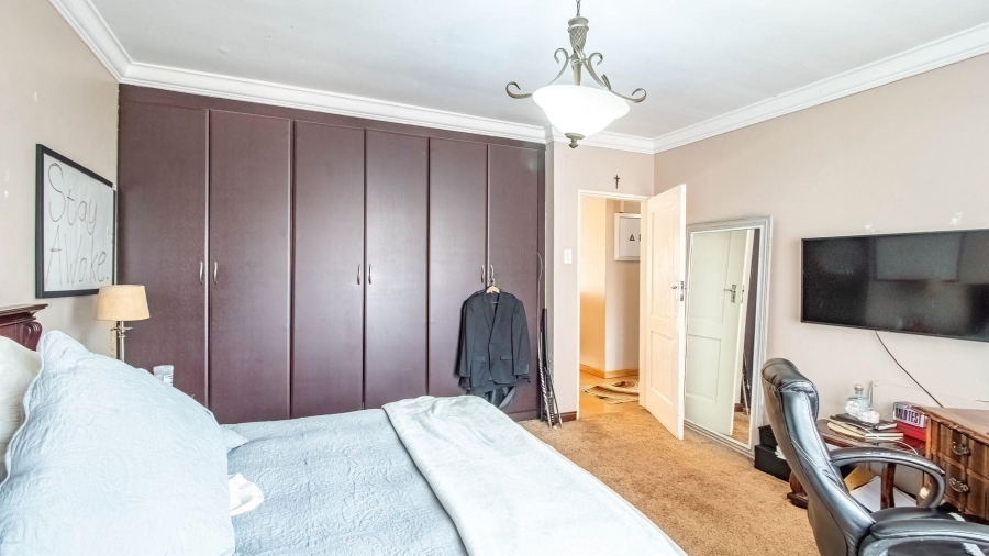 4 Bedroom Property for Sale in Lakefield Gauteng
