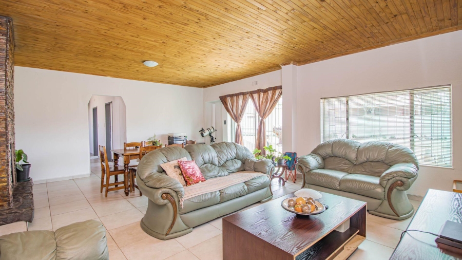 3 Bedroom Property for Sale in Sherwood Gardens Gauteng