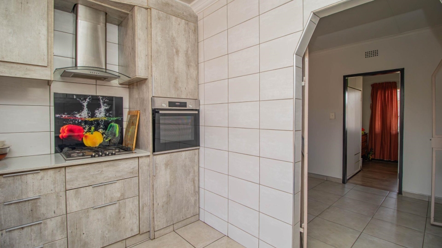 3 Bedroom Property for Sale in Sherwood Gardens Gauteng