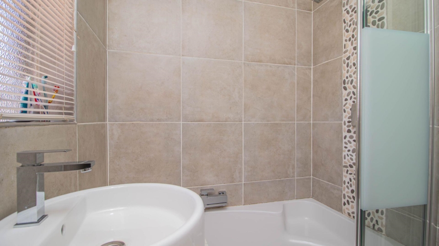 3 Bedroom Property for Sale in Sherwood Gardens Gauteng