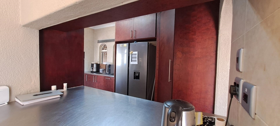 4 Bedroom Property for Sale in Glenvista Gauteng