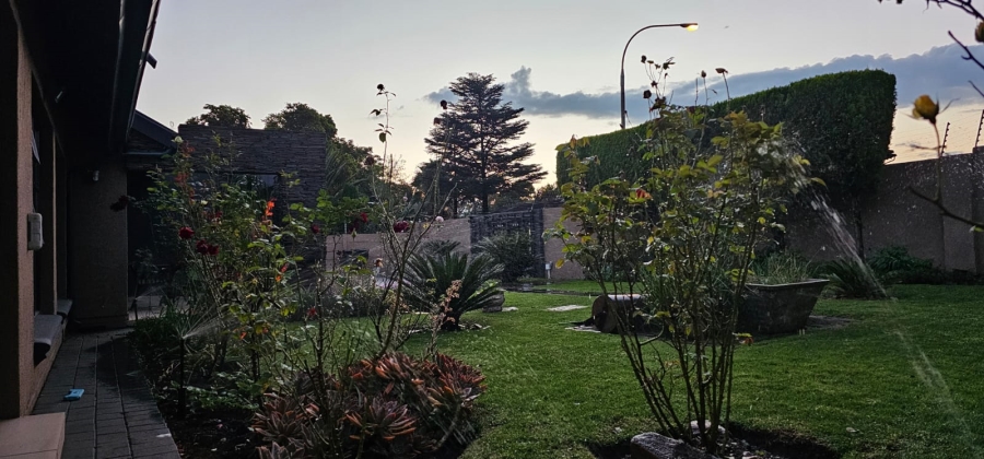 4 Bedroom Property for Sale in Brackendowns Gauteng