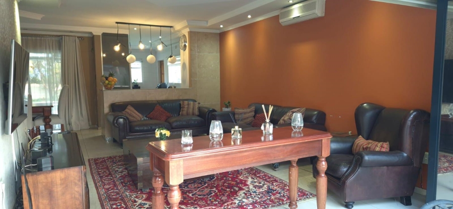 4 Bedroom Property for Sale in Brackendowns Gauteng
