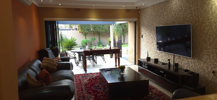 4 Bedroom Property for Sale in Brackendowns Gauteng