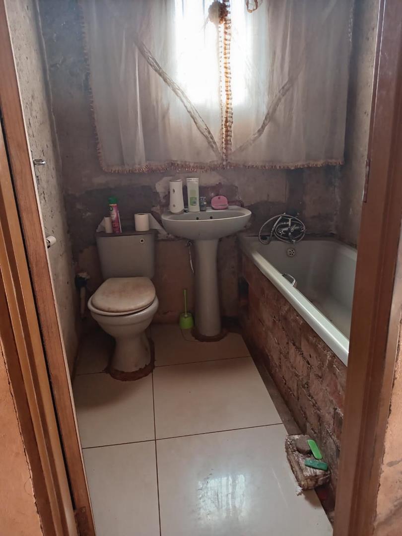 2 Bedroom Property for Sale in Ga-Rankuwa Gauteng