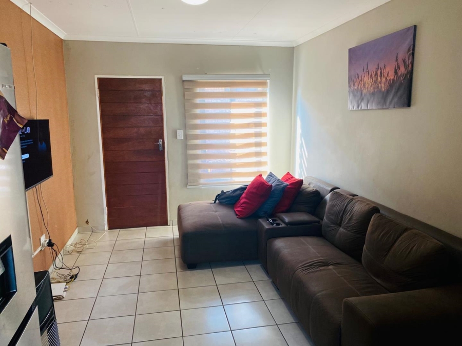 2 Bedroom Property for Sale in Elandspoort Gauteng
