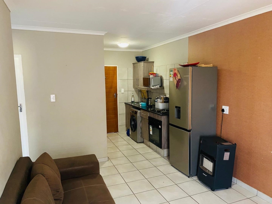 2 Bedroom Property for Sale in Elandspoort Gauteng