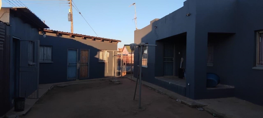 11 Bedroom Property for Sale in Soshanguve L Gauteng