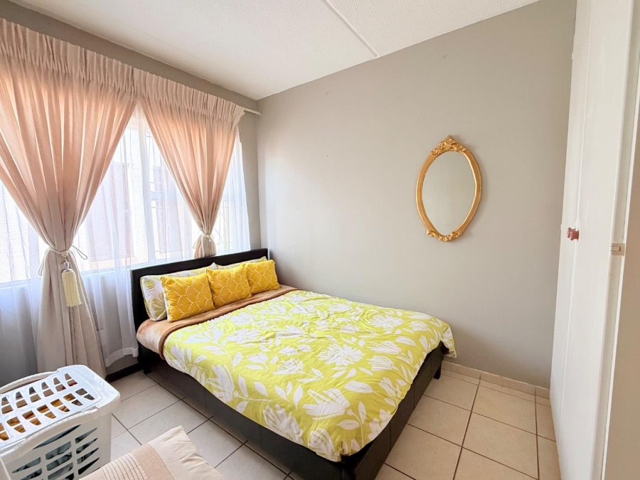 2 Bedroom Property for Sale in Buccleuch Gauteng