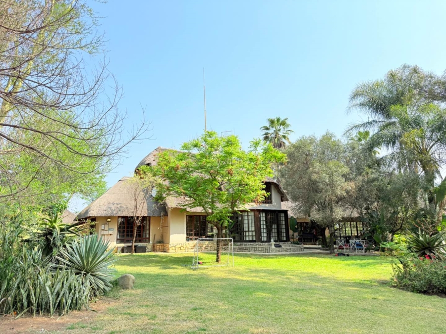 5 Bedroom Property for Sale in Kyalami Ah Gauteng