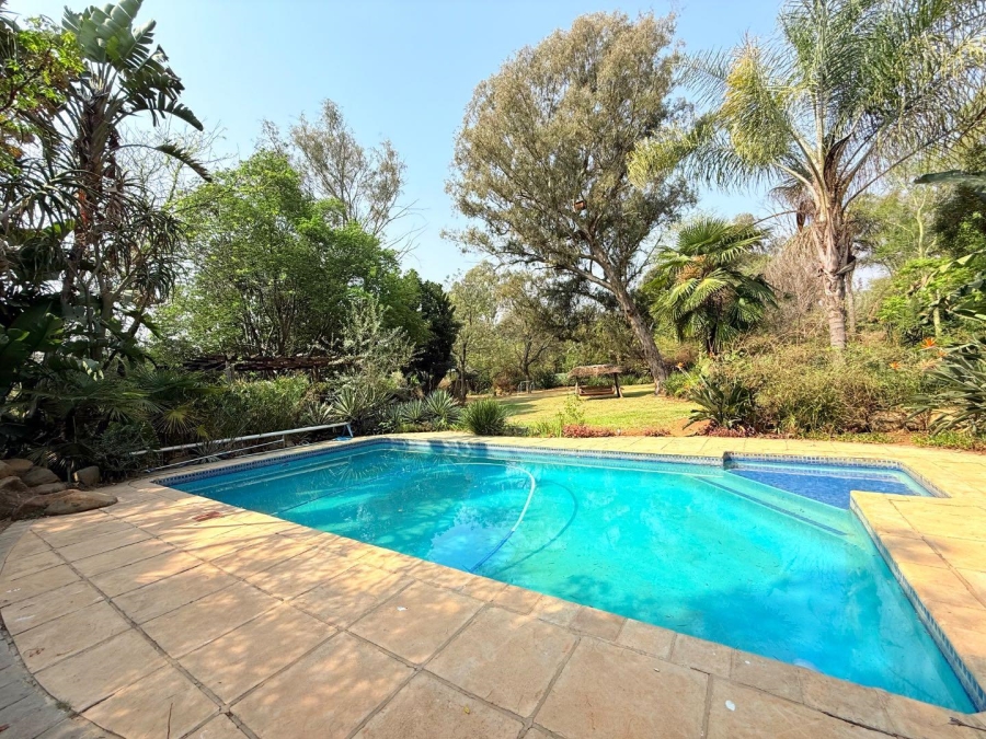5 Bedroom Property for Sale in Kyalami Ah Gauteng
