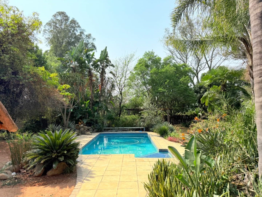 5 Bedroom Property for Sale in Kyalami Ah Gauteng