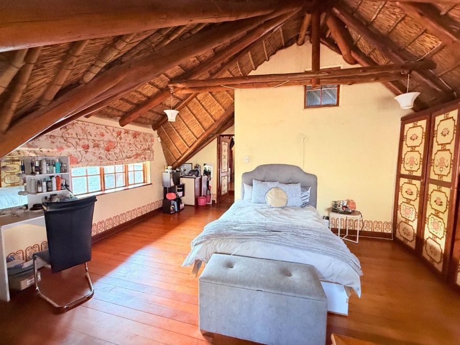 5 Bedroom Property for Sale in Kyalami Ah Gauteng