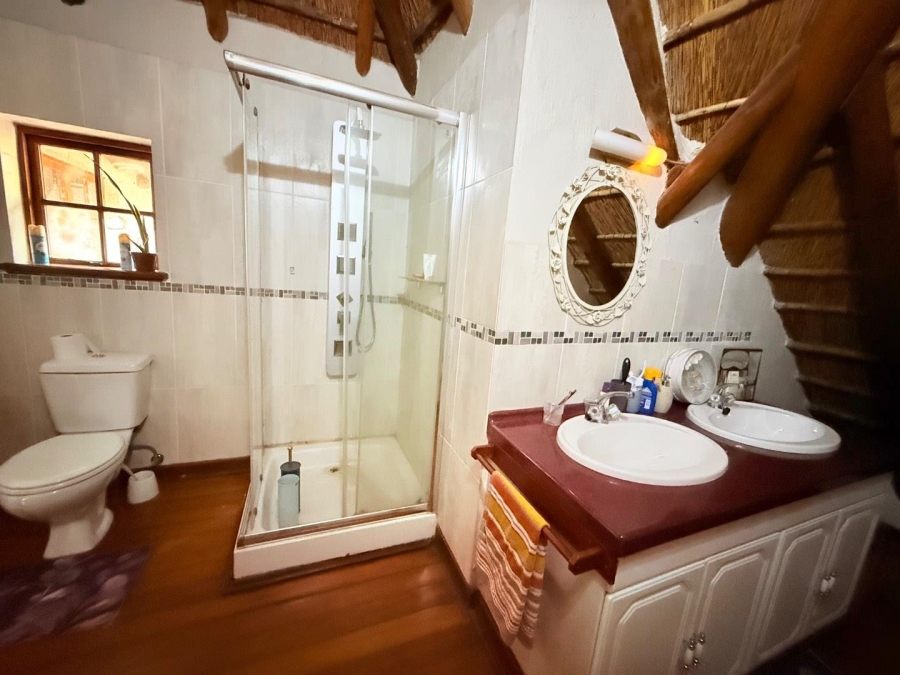 5 Bedroom Property for Sale in Kyalami Ah Gauteng