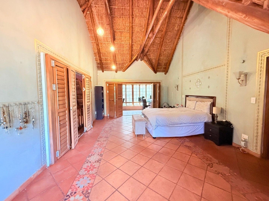 5 Bedroom Property for Sale in Kyalami Ah Gauteng
