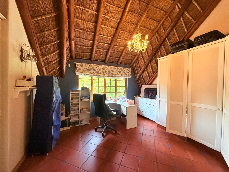 5 Bedroom Property for Sale in Kyalami Ah Gauteng