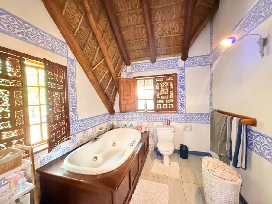 5 Bedroom Property for Sale in Kyalami Ah Gauteng