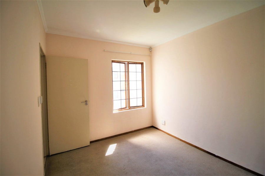 2 Bedroom Property for Sale in Rivonia Gauteng