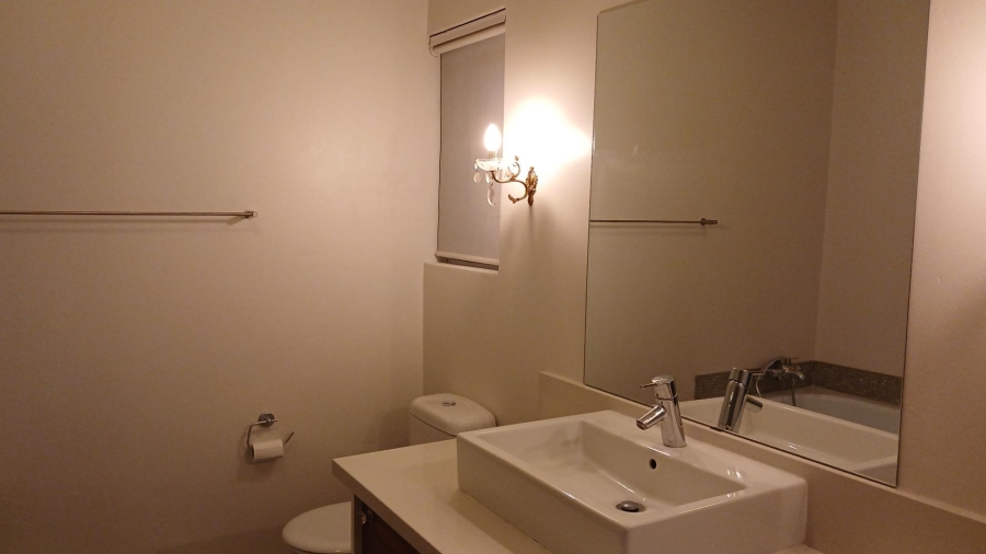 To Let 3 Bedroom Property for Rent in Hurlingham Manor Gauteng