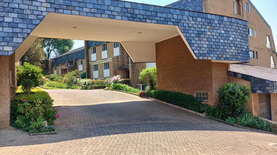 To Let 3 Bedroom Property for Rent in Hurlingham Manor Gauteng