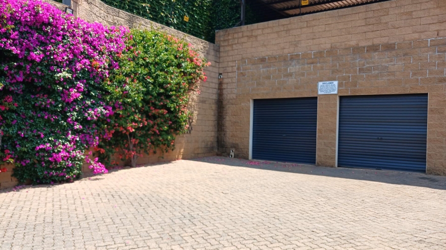 To Let 3 Bedroom Property for Rent in Hurlingham Manor Gauteng