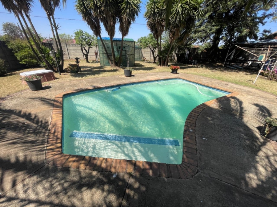 4 Bedroom Property for Sale in Mayberry Park Gauteng