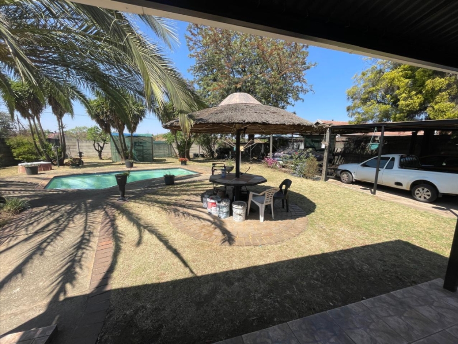 4 Bedroom Property for Sale in Mayberry Park Gauteng