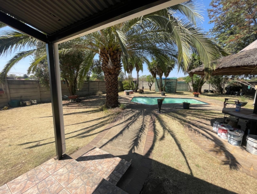4 Bedroom Property for Sale in Mayberry Park Gauteng