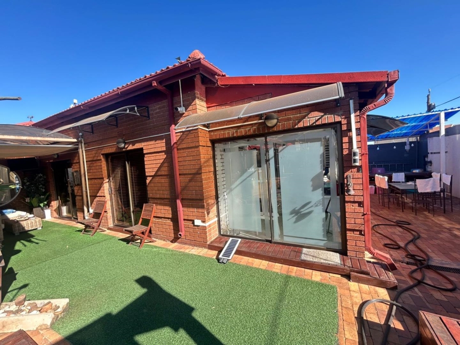 3 Bedroom Property for Sale in Eldorado Estate Gauteng