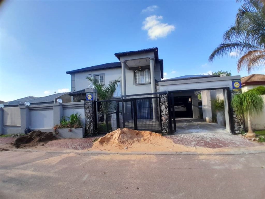 3 Bedroom Property for Sale in Akasia Gauteng