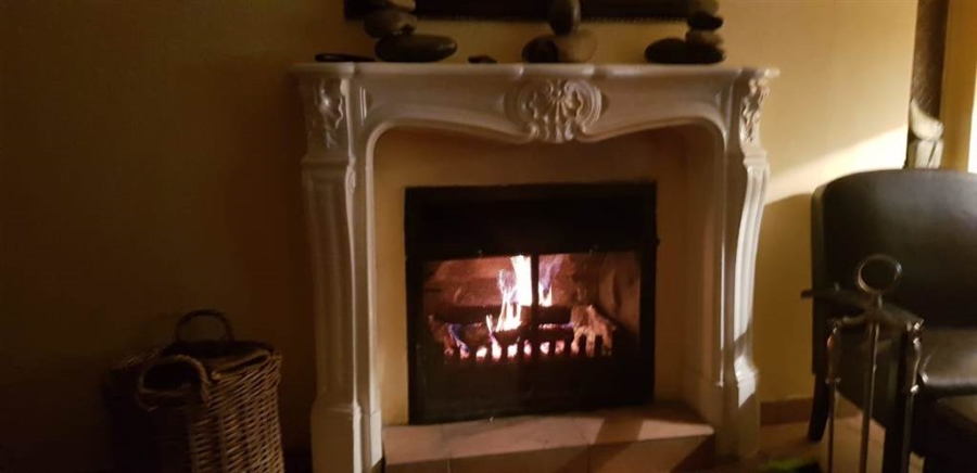 7 Bedroom Property for Sale in Clayville Gauteng