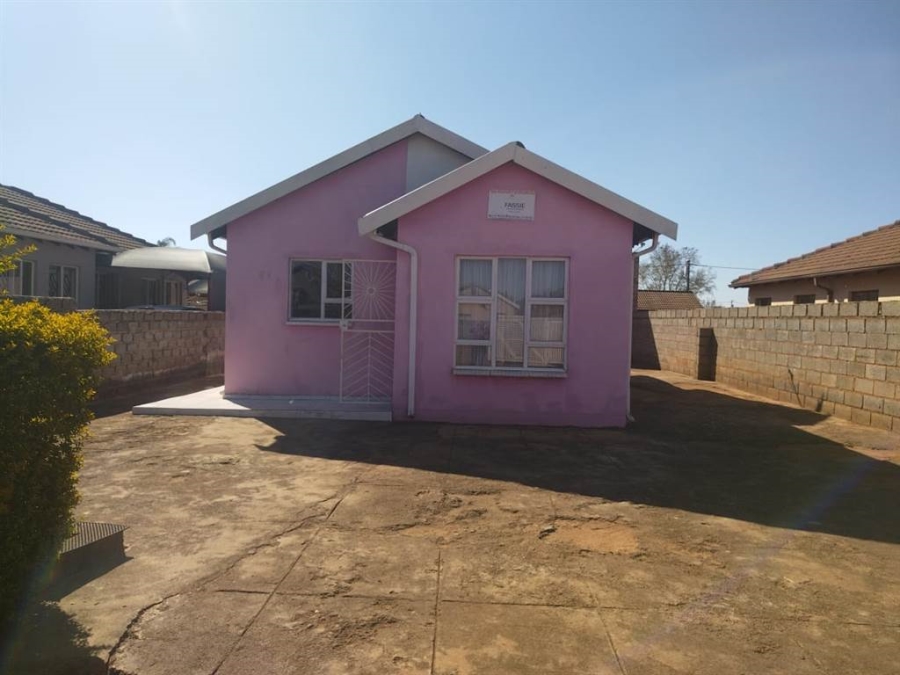 3 Bedroom Property for Sale in Soshanguve XX Gauteng