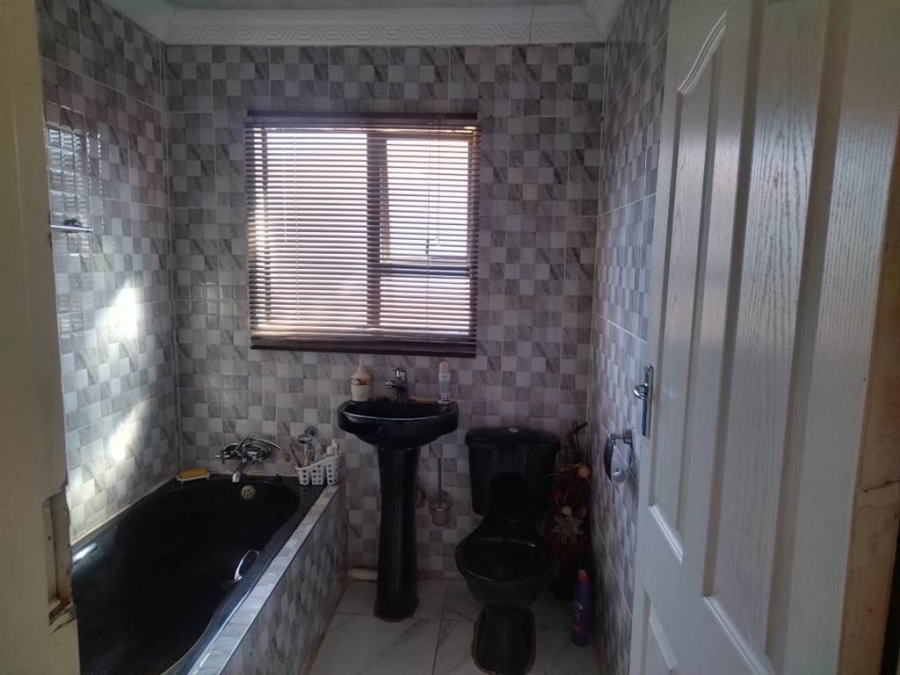 3 Bedroom Property for Sale in Soshanguve XX Gauteng