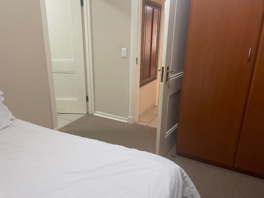 To Let 2 Bedroom Property for Rent in Sandown Gauteng