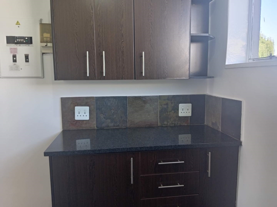 To Let 3 Bedroom Property for Rent in Cheltondale Gauteng