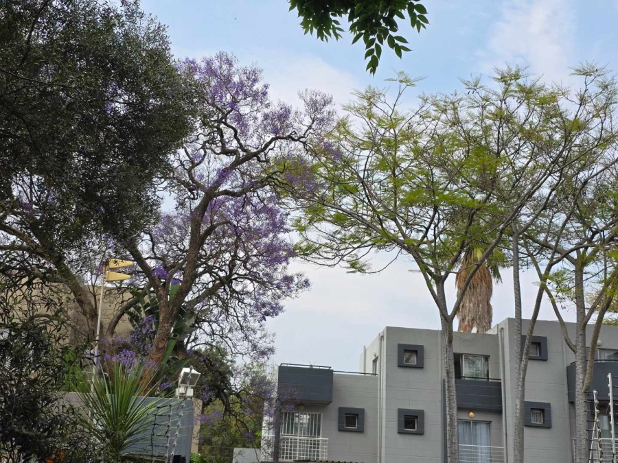 To Let 2 Bedroom Property for Rent in Sandown Gauteng