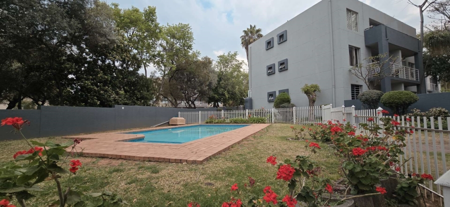 To Let 2 Bedroom Property for Rent in Sandown Gauteng