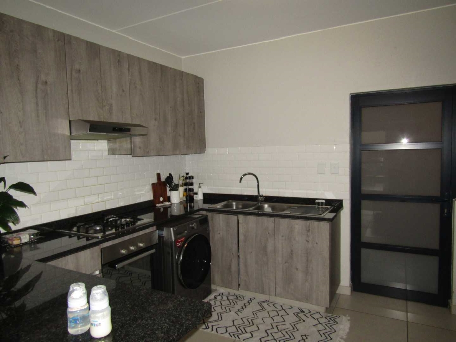To Let 3 Bedroom Property for Rent in Bartlett Gauteng
