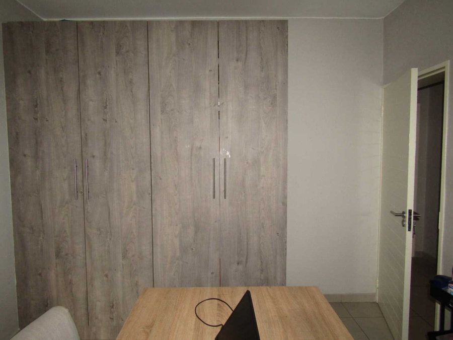 To Let 3 Bedroom Property for Rent in Bartlett Gauteng