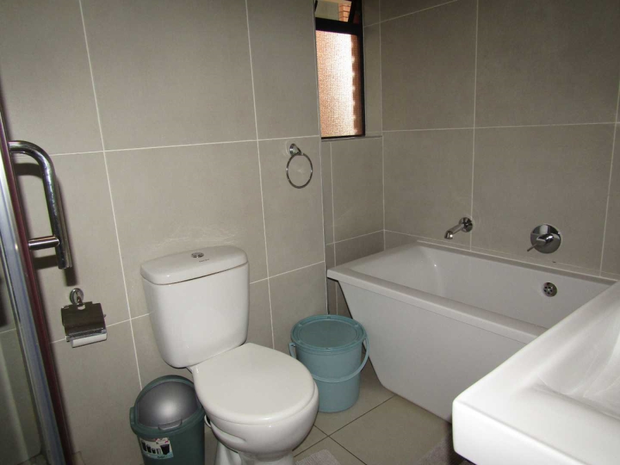 To Let 3 Bedroom Property for Rent in Bartlett Gauteng