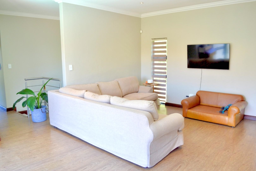 To Let 4 Bedroom Property for Rent in Hazeldean Gauteng