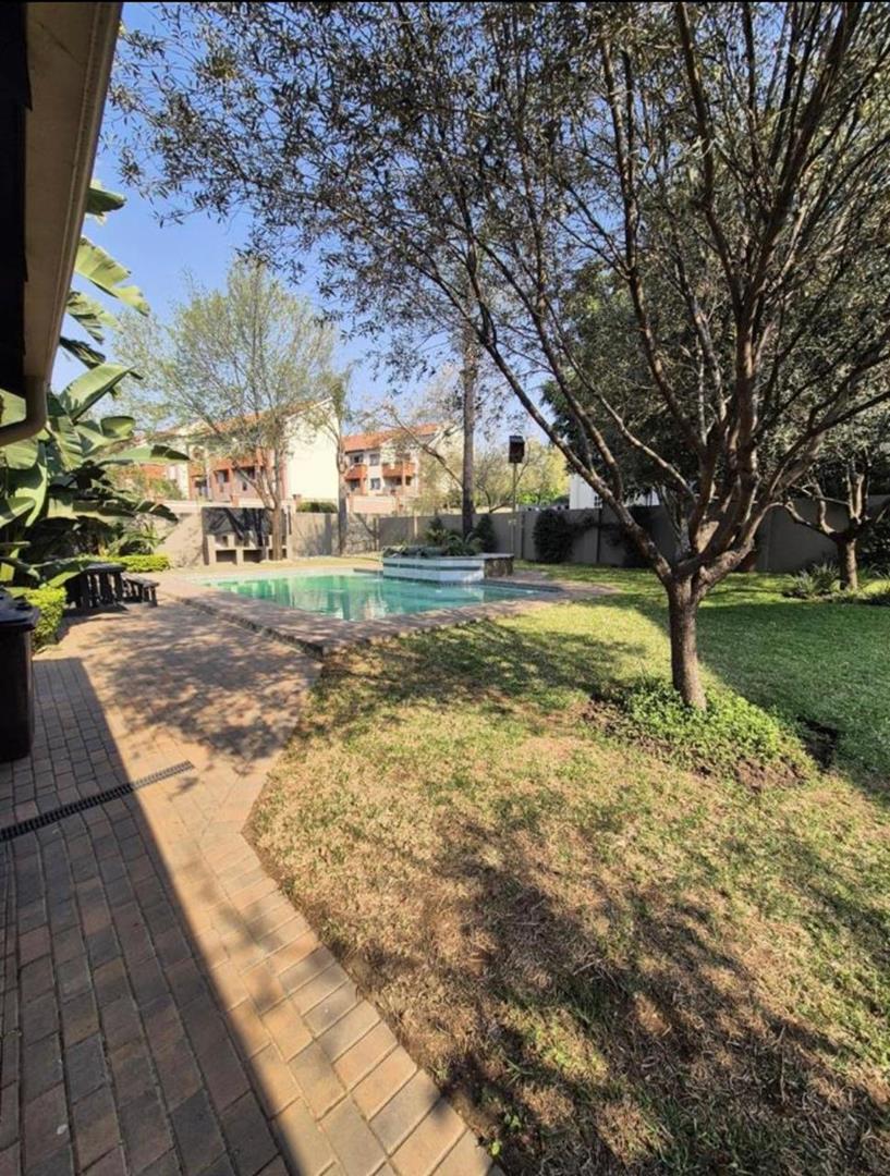 To Let 2 Bedroom Property for Rent in Paulshof Gauteng