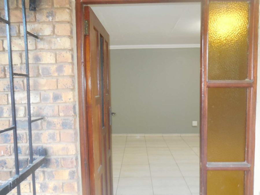 To Let 3 Bedroom Property for Rent in Eersterust Gauteng