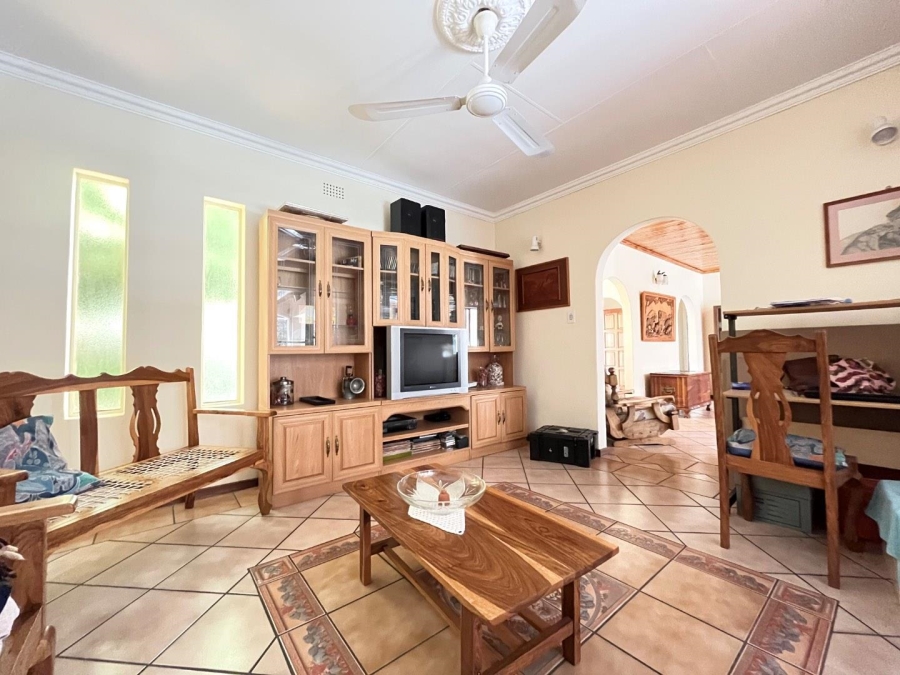 4 Bedroom Property for Sale in Crystal Park Gauteng