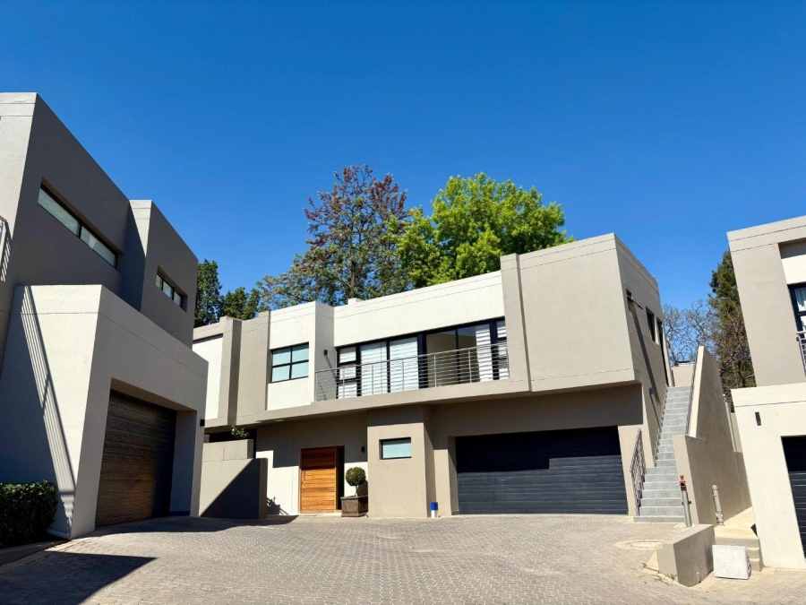 To Let 3 Bedroom Property for Rent in Bryanston Gauteng