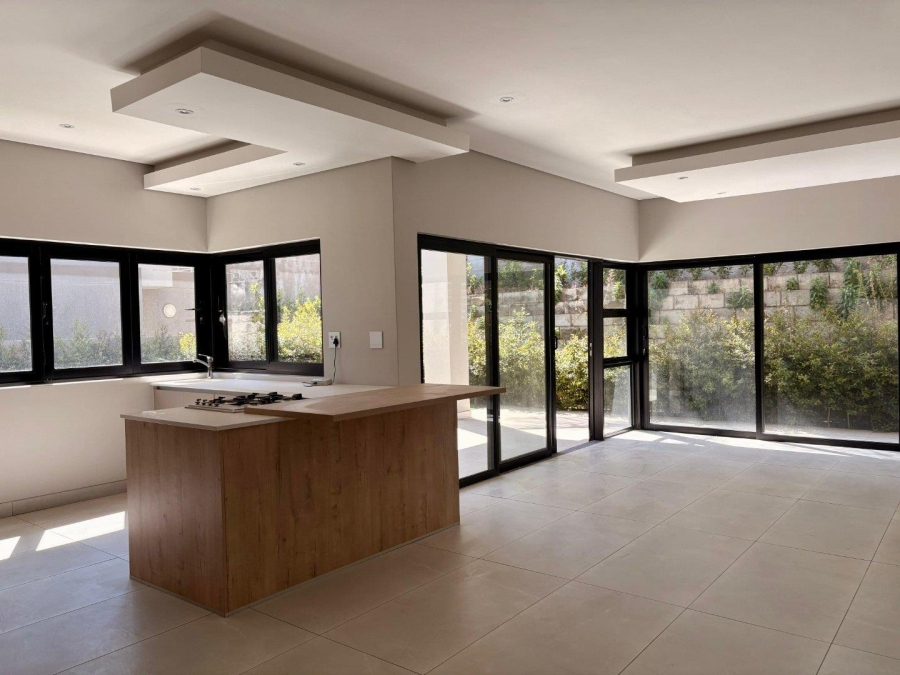 To Let 3 Bedroom Property for Rent in Bryanston Gauteng