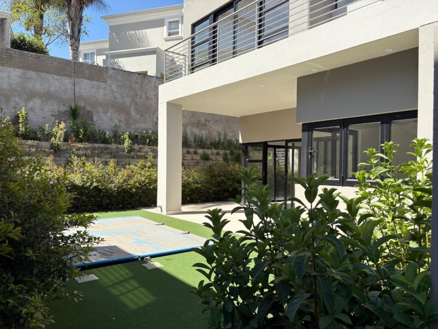 To Let 3 Bedroom Property for Rent in Bryanston Gauteng