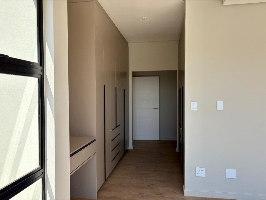 To Let 3 Bedroom Property for Rent in Bryanston Gauteng