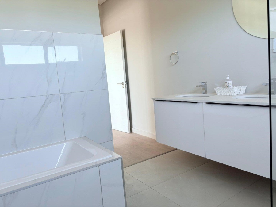 To Let 3 Bedroom Property for Rent in Bryanston Gauteng