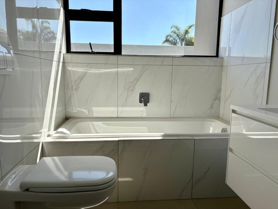 To Let 3 Bedroom Property for Rent in Bryanston Gauteng